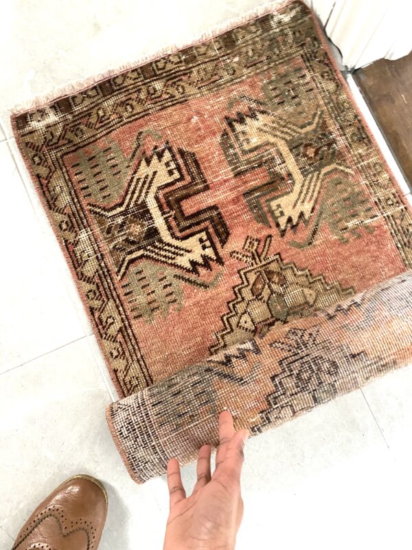 Vintage turkish wool rug, bath rug, door mat 3 * 1.6 feet - Image 3