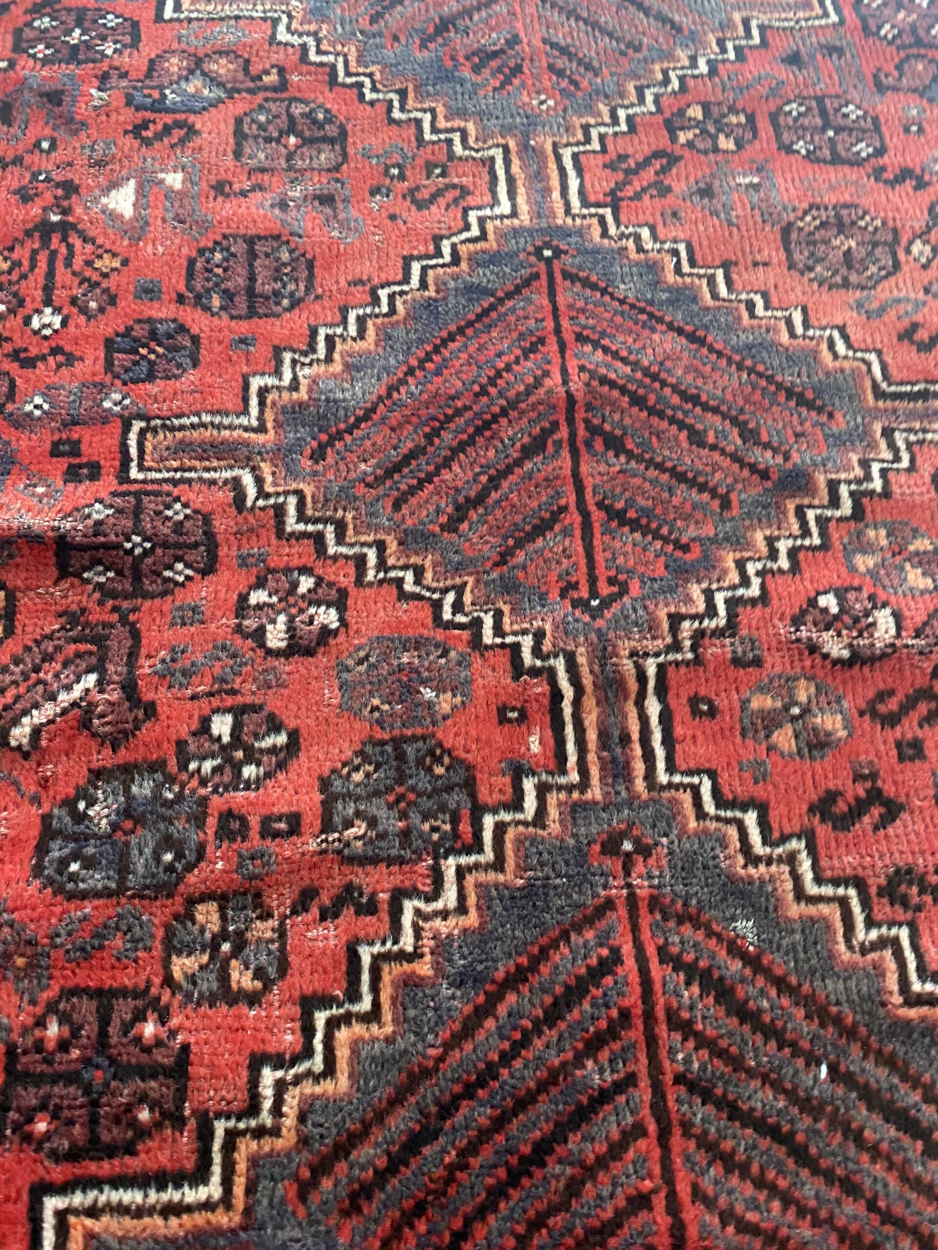 Crimson, Vintage shiraz Rug, 3-6 * 2-6 Feet - Image 8