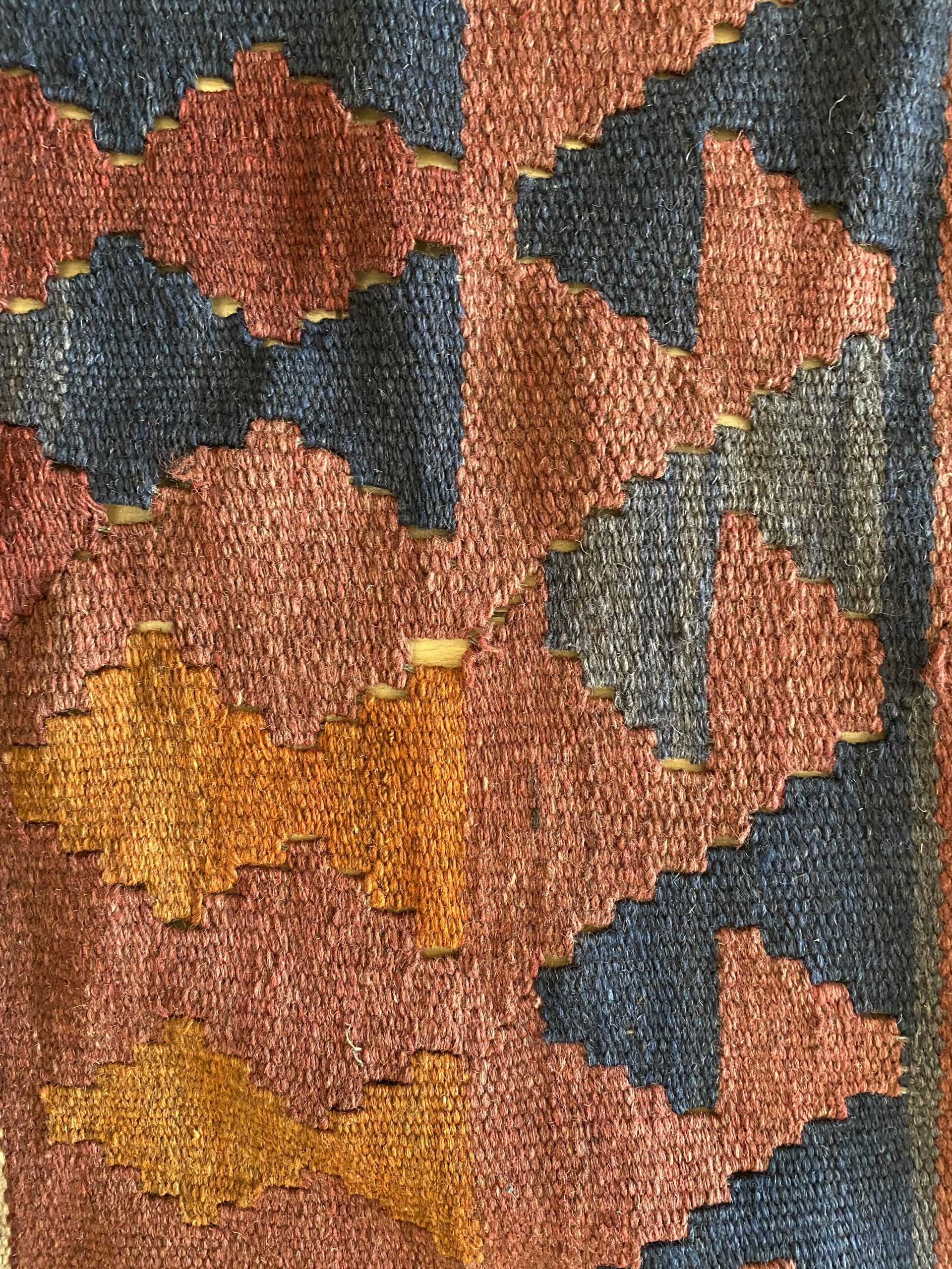 Kilim , 10-1’*6-5′ feet – HANDPICKED ARTIFACTS